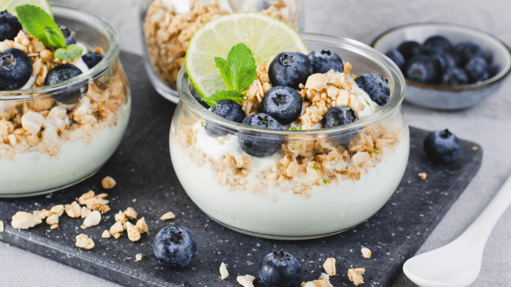  Yogurt with Honey and Berries